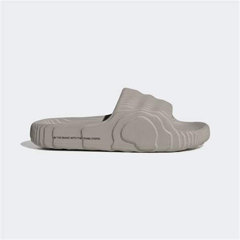 adidas adilette aqua vs shower|adidas adilette 22 light brown.